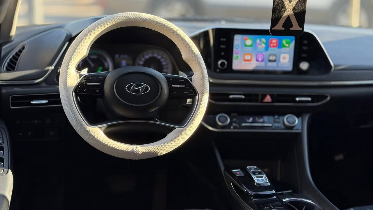 سلام عليكم      #للبيع_فقط
هيونداي سوناتا 

مديل 2023 اصل 

#كفالة_كص_وسرقة_وانتربول

#ادوات_متومة_ارقام_وسنوية

 ( مـوصـفـات )

تشغيل عن بعد 

بصمة ابواب

شاشة كاربلي 

بصمة تشغيل 

شفتات ستيرن

كير بصمة 

اشاير مري 

هايبرد من0___الى60

تبريد ثلج ❄️ 

حدادية 100%

كفالة مكينة. كير. بطاريات. ب كارتون سيارة 

#المكان_بصرة

#السعر اتصل وتدلل 

***********
