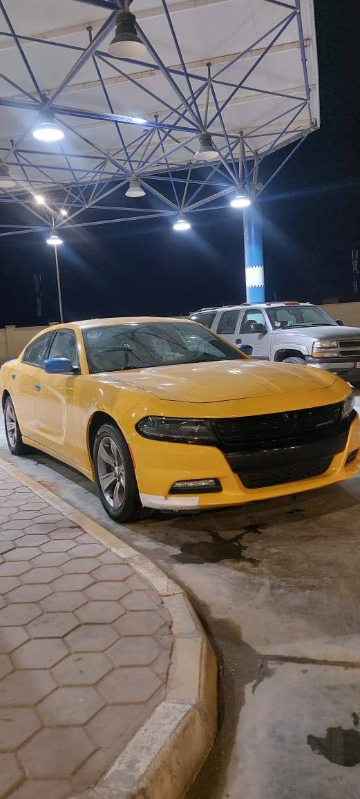 جارجر ٢٠٢٢مرمز اصل ١٨ حادثه قبق دوسه مصلح وبيبان مفتوحه مطبه اثنين وجاملغ مبدل امامي شواصي وبرانكيتات مكفوله من الظربه والتعميرالسياره جديد ترقيم جديد وشاد منظومة غاز رقم دولي وبسمي خطه بغداد ناصريه ومامشتغله خط بس سفرتين محرك ٣٦٠٠سته بستم تبريد تدفئه كامله كير مكينه حداديه كله جديد السعر ١٨٥ وبيه مجال بسيط  للاستفسار الاتصال بالرقم ***********
