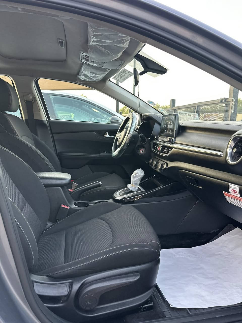 فورتي 2021
امريكيه  حادث بيبان ثنين جاملغ خلفي ملاون بدون ايرباك

وارد كندي

مواصفات EX 

رقم بغداد بسمي 

ماشيه 115

مكان كربلاء رقمي ***********
