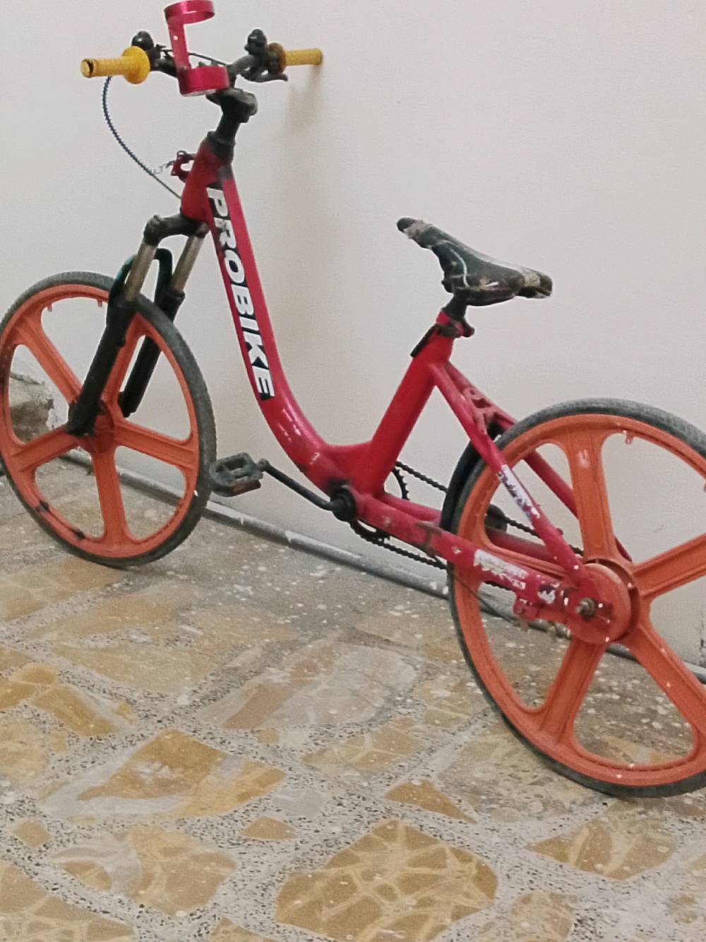 السلام عليكم بايسكل لبيع بسعر 20 وبي مجال 
يوجد خدمه توصيل لجميع محافظات العراق 🤎 
عنواني بغداد