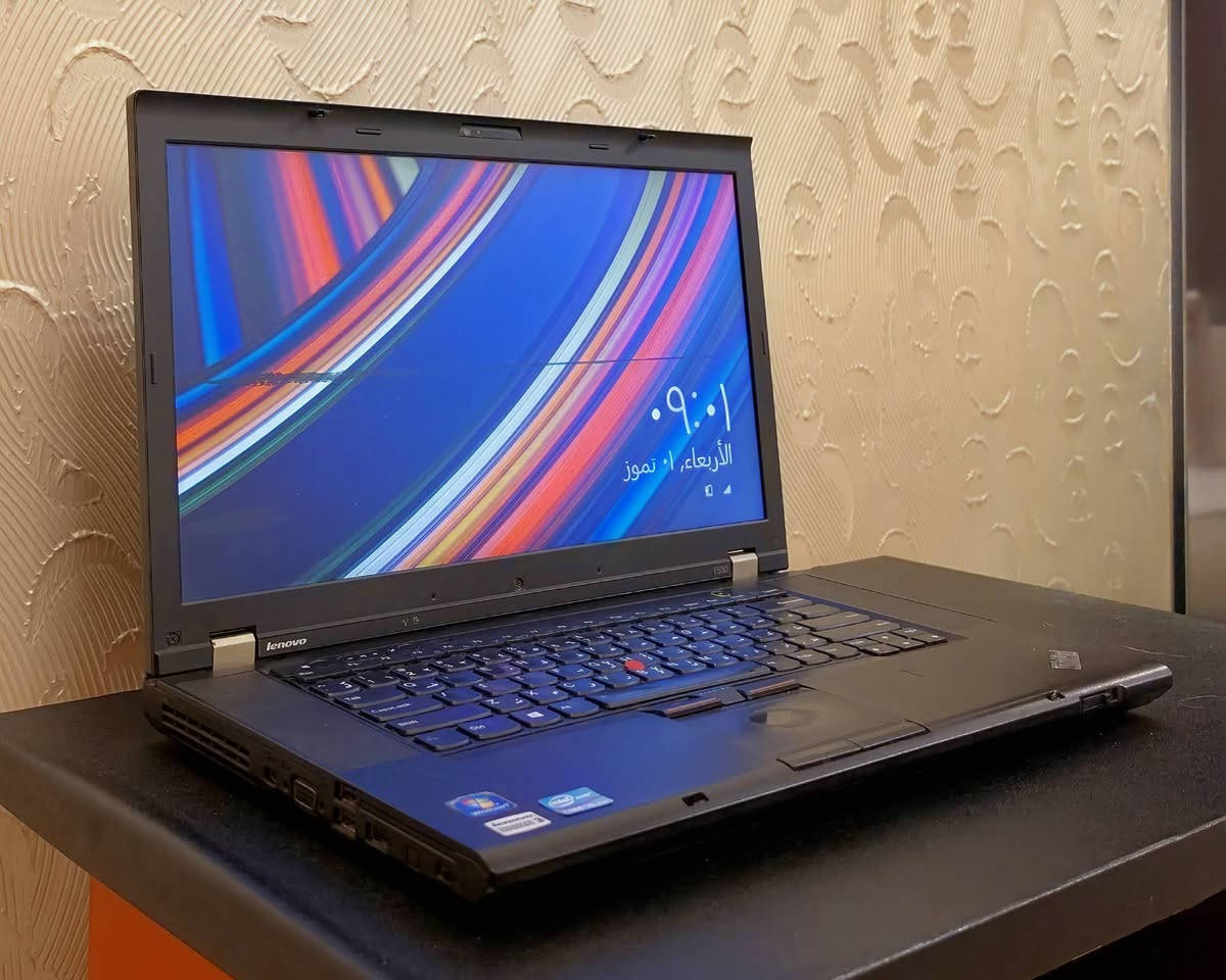 السلام عليكم..
عندي لابتوبات اثنين من سلسلة Lenovo ThinkPad للبيع الأجهزة تشتغل طبيعي بس بيها ملاحظات، وتفيد أصحاب محلات الصيانة و الاستخدام المنزلي البسيط .

​💻 الجهاز الأول: Lenovo ThinkPad L512
​المعالج: Intel Core i3 (الجيل الأول).
​الرام: 2 كيكا بايت.
​النظافة : الجهاز نظيف مثل ما موضح بالصور .
​الملاحظات (العيوب): البطارية منتهية، الجهاز يشتغل فقط على الكهرباء .

​💻 الجهاز الثاني: Lenovo ThinkPad T530
​المعالج: Intel Core i5 (الجيل الثالث - 3320M)
​الرام: 4 كيكا بايت.
​الملاحظات (العيوب):
​البطارية منتهية يشتغل على الكهرباء فقط و ​يوجد خط اسود واضح بمنتصف الشاشة (موضح بالصورة)، بس الجهاز يشتغل طبيعي

السعر : 75 الف .
المكان : بغداد/الزعفرانية/الاربع شوارع

تواصل على الخاص او هذا رقمي ***********

