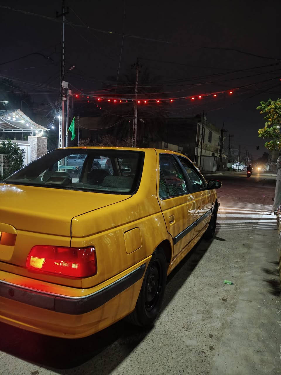 بيجو بارص موديل 2018 برتقالي نضيفه نصبتهة حلوة بيه 3 قطع بنيد وجاملغ امامي جهة السايق مبدلات مال شركه و جاملغ الخلفي بيه صبغ سعر 60 وبيه مجال بسيط***********
