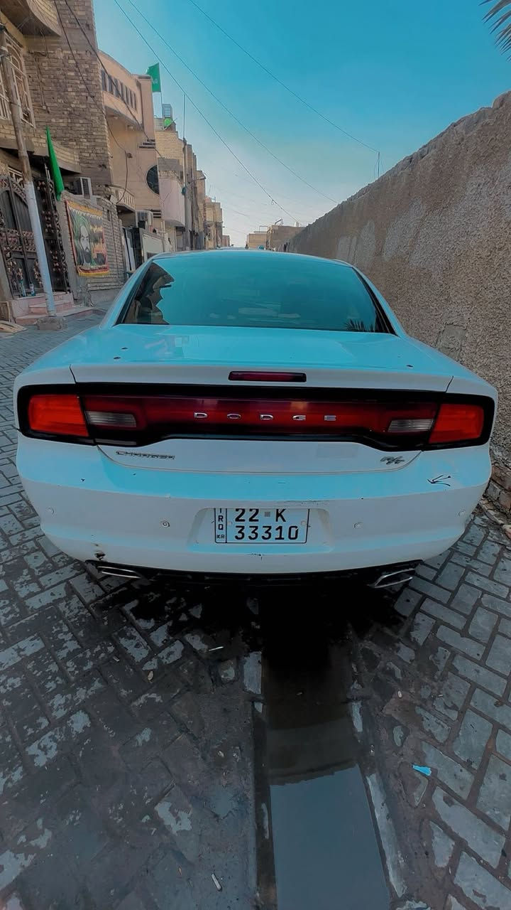 السلام عليكم جارجر موديل 2013 للبيع
ابيض اللون بدون حادث بدون ايرباك فقط جامله جهة السايق وباب السايق مرشوشات بدون فتح مكاني بغداد مدينه الصدر ***********

السعر 140$ وبيهه مجال بسيط
