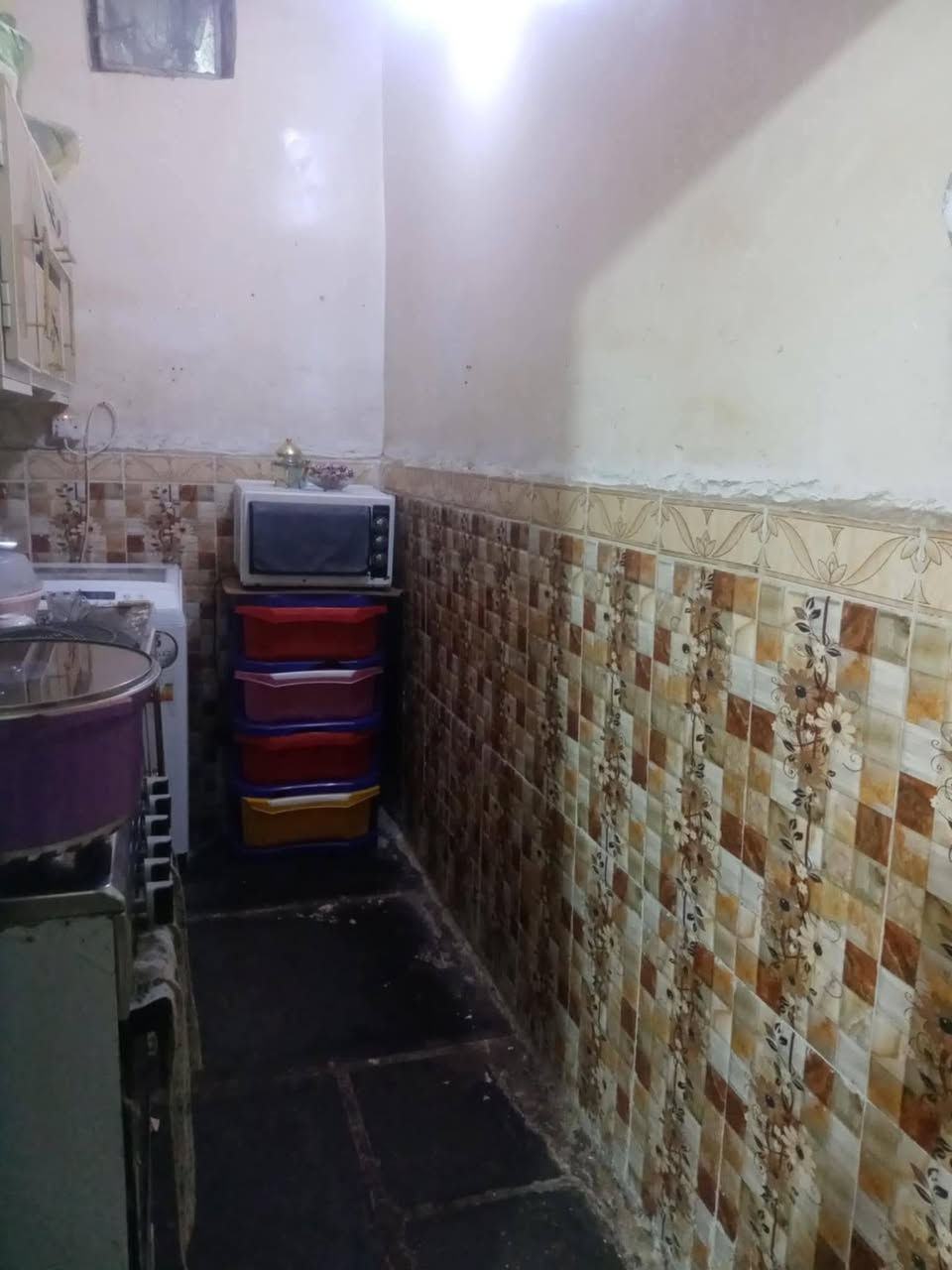 دار للبيع
شعب مقابل الجامع المحروك 
ركن مساحة لبيت 60  متر ناصي عن شارع 
خدمات كاملة ماء كهرباء تبليط ورصيف  
واقع حال مكاتبة فقط  

السعر 44
