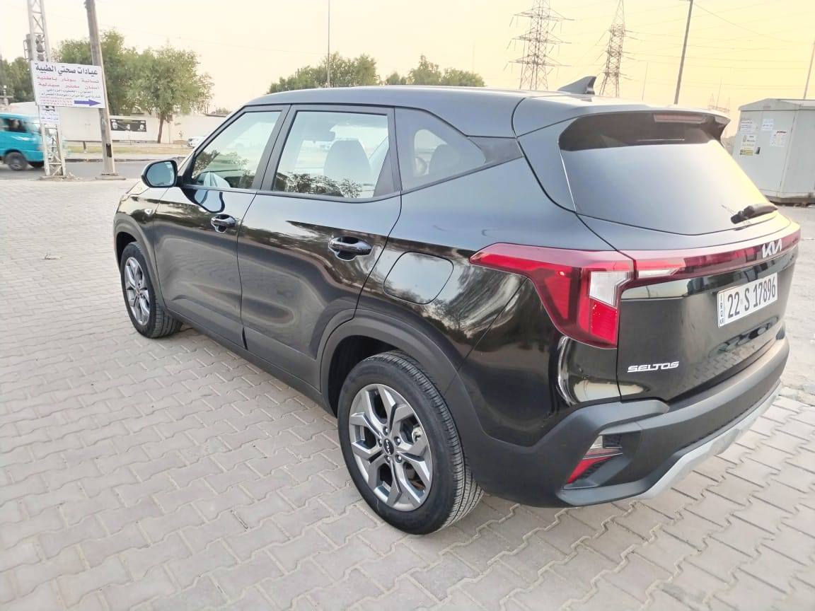 السلام عليكم
كيا سليتوس موديل 2024 رقم أربيل الجديد فحص وهزه جديد
ماشيه 11 الف
مواصفات نص فول
محرك 2000 دوش 
شاشه جبيره دشبول الكتروني فور ويل
ويل كاب انضمه قياده
تحكم ستيرن فول
راذار جانبي نقاط عمياء
حادث السياره بنيد فقط بدون دواخل ارباك فقط ستيرن
السعر 161 وبها مجال بسيط جدآ مكاني بغداد الكرخ 
رقمي ***********
