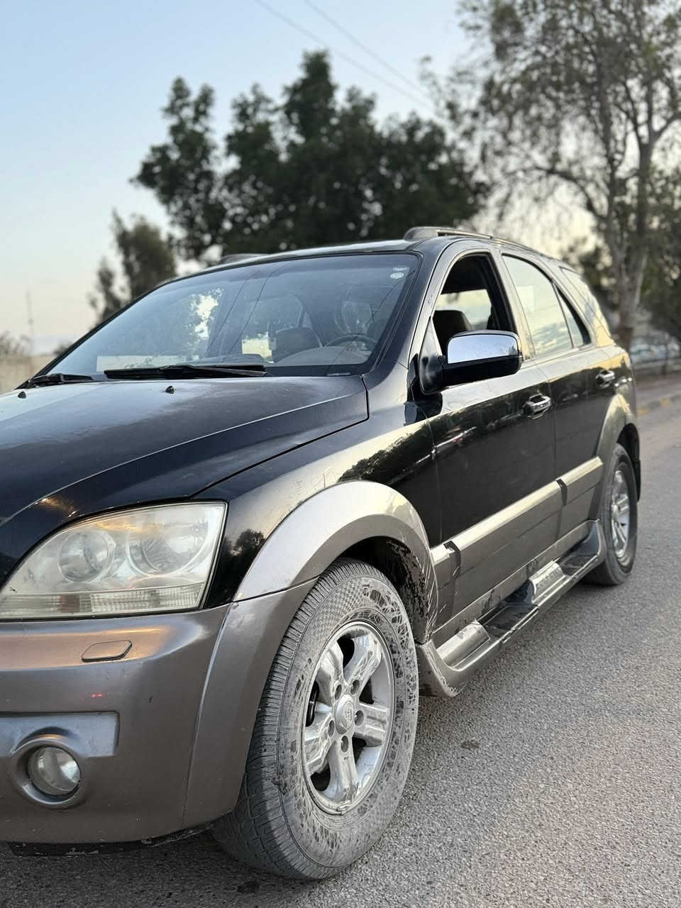 سورنتو 2006 خليجي
سياره كامله وجاهزه من كلشي 
محرك وكير خير من الله 
بيه بارد باب عكس السايق فقط بدون صبغ السياره 
حداديه جيده وتخم تاير وادامه لمنظومه لبانزين قبل فتره سويتله 
رقم اربيل بأسمي
مكاني النجف- الكوفه 
رايده 83 وبيه مجال جدا بسيط 
***********

