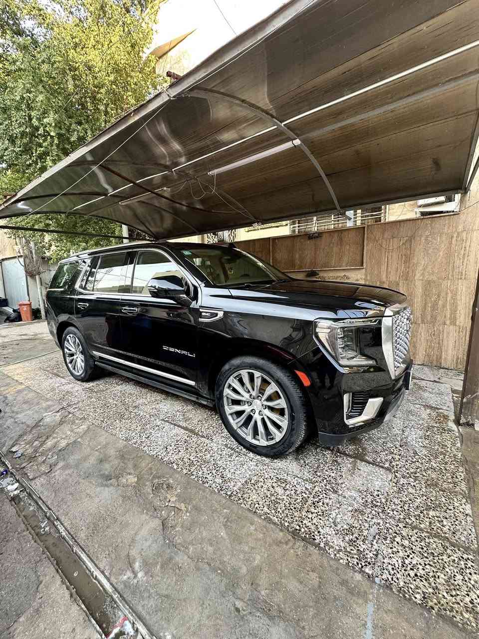 ‏‎جمسي 2021دنالي GMC  VIP
‏‎ لون اسود  وكالة المنصور خليجي               
‏‎فول موصفات 
‏‎داتا شو كبير 
‏‎شاشه الكترونى  
‏‎رادار جانبي خلفي امامي 
‏‎رادار مانع تصادم  امامي
‏‎رادار مانع تصادم خلفي 
‏‎خمس كامرات 
‏‎خمس بصمات 
‏‎كشنات تبريد تدفأه خزن وكهرباء 
‏‎كشن رجاج تحذير 
‏‎كشن خلفي منفصل 
‏‎كشنات الخلفيه كهرباء 
‏‎لون الكشنات ابيض مميز جدا 
‏‎جنطه كهرباء 
‏‎شاشات خلفيه 🖥️
‏‎ستيرن كهرباء 
‏‎بانوراما
‏‎دوسات كهرباء  
‏‎فور ويل 
‏‎اربع انضمه قياده 
‏‎السياره ماش 59الف كم
‏‎جكات ‏‎
‏‎محرك ٨ سلندر ٦٢٠٠ 
‏‎كير ١٠ نمر 
‏‎ثلاجه 
‏‎شاحن ويار ليس
مكان سياره شارع فلسطين (***********)
