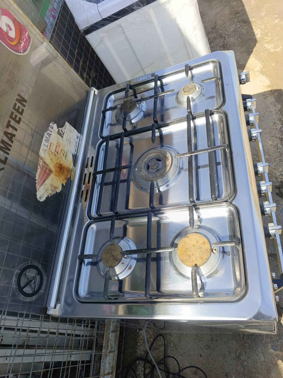 مجموعه غراض منزليه مستخدم  العنوان المسيب على طريق الحمايه قرب ملعب حي الأطباء على الشارع العام للاستفسار الاتصال ***********  ممتواجين مازنجر بس اتصال
