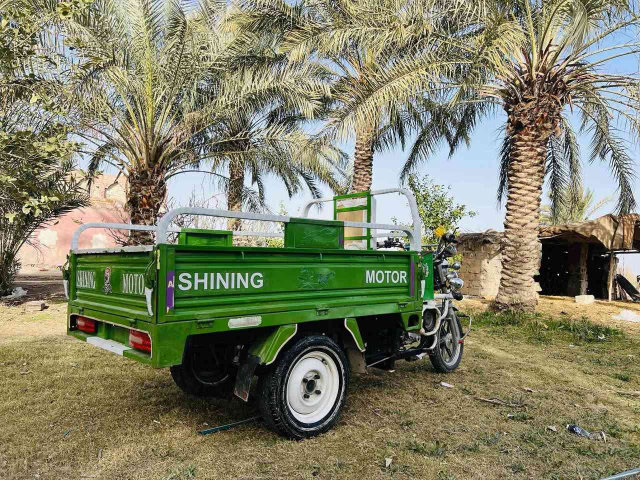 سلام عليكم ستوته موديل 21 اوراق اصولي شاصي بدي كله مكفوله الستوته شوفت عينك نضافه احلى من صور ماناقصه برغي الستوته تجي تفحص واذا للكيت بيه نقص برغي كروتك عليه مكاني جبله رقم***********
