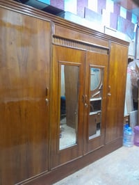 دولاب خشب • ٤ بيبان • ابو غرق