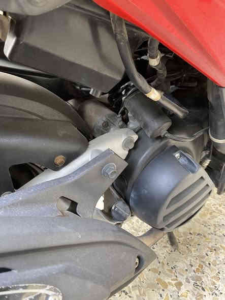 السلام عليكم دراجة جيتي ار 2014 مكفولة كفالة عامة من كلشي مكينة ما مفتوحة خرسة لون احمر مميز .  بكلايت احمر جوزة سويج طكتين مصدات ستيرن بلاديات دشبول ثلاث ألوان ￼الدراجة ماشية 10الف حقيقي يعني زيرو مكان مدينة الصدر الرقم ***********
