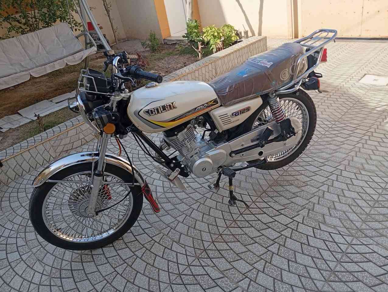 سلام عليكم دراجه سونك للبيع موديل 23 كامله بدون نقص مكاني جلولاء سعر 500 وبي مجالي.بسيط ***********
