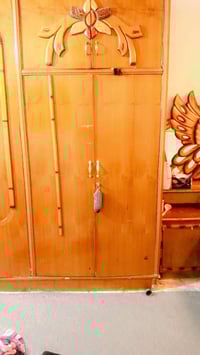 غرفة نوم • أضرار بسيطة • بدون ميز تواليت