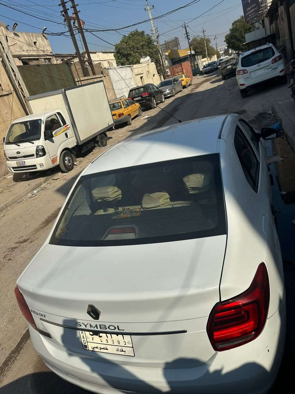 رينو سيمبل 2019
رقم بغداد بأسمي تحويل ثاني يوم
ماشية 60 الف
كامرا خلفية
شاشه كار بلي واندرويد اوتو 
كشنات مخمل 
تخم تايرات جديد 
صيانه كامله مسويلهة 
بيهة باب خلف السايق صبغ على كد شبر 
السعر 87 وبيهة مجال بسيط
رقمي : ***********

اخوان اني مكلف بل نشر الرجاء الي يريد يستفسر يخابر او يراسل صاحب السياره وشكرا الكم
