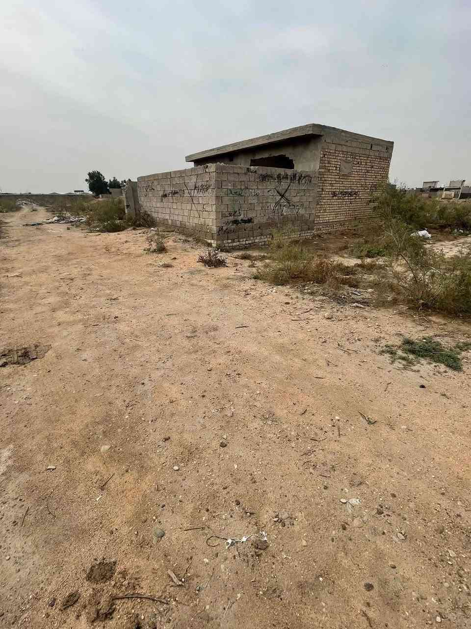 السلام عليكم بيت للبيع في منطقه الكرغوليه سايد الواحد
100 متر وسعره 25 مليون 
الاتصال والاستفسار ***********
