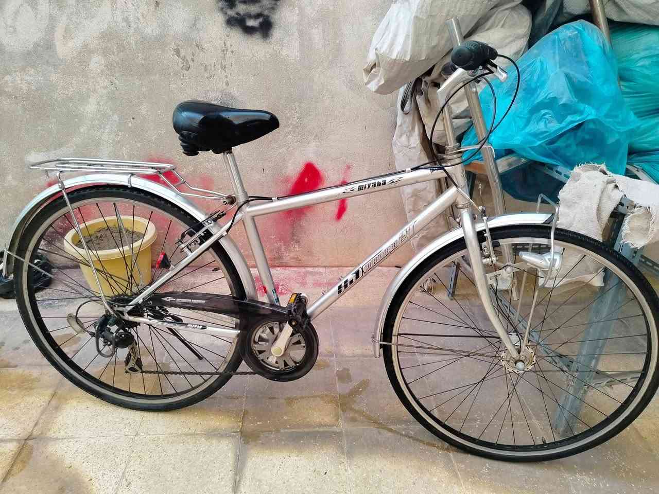 للبيع حجم 27


**إذا كنت صاحب هذا الإعلان وتريد حذفه لأي سبب، رجاءا أرسل رسالة إلى الدعم الفني**