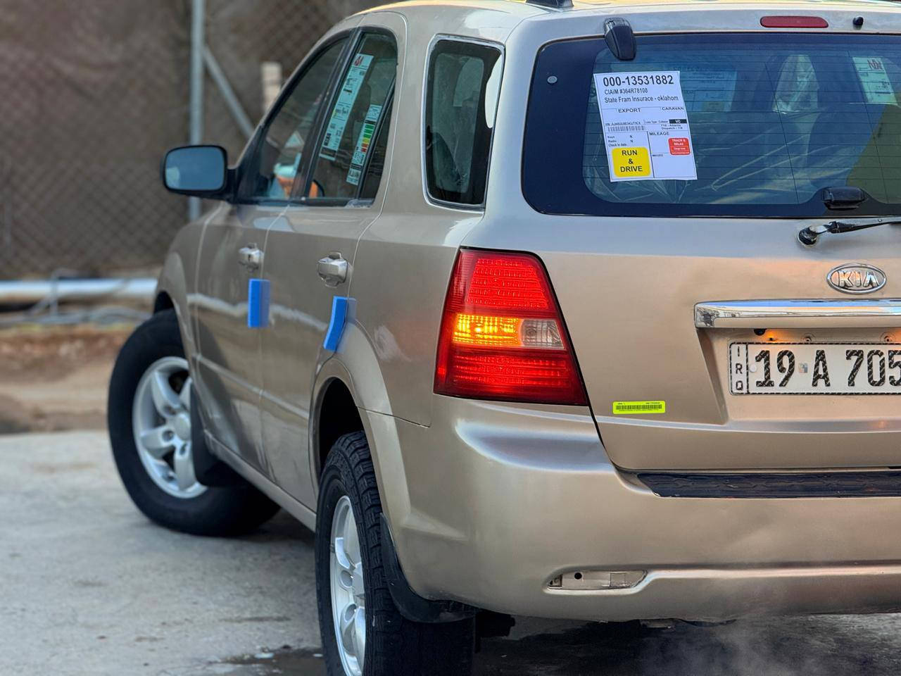 السلام عليكم كيا سورنتو للبيع 2008 فور ويل مكينه بلاديه 6 سلندر جديده وكير وحداديه جدد تخم تاير كهربائيات كلها شغاله تبريد ثلج 🧊 غرفه جديده شرط السياره نضيفه جدا (ماشيه١٩٨حقيقي) رقم كربلاء انكليزي (بسمي) سنويه لل 29 السياره حادثها جاملغ وبنيد فقط وصبغ حزام جماليه السعر 79 بيها مجال عنوان بابل *********** الهندية, كربلاء
