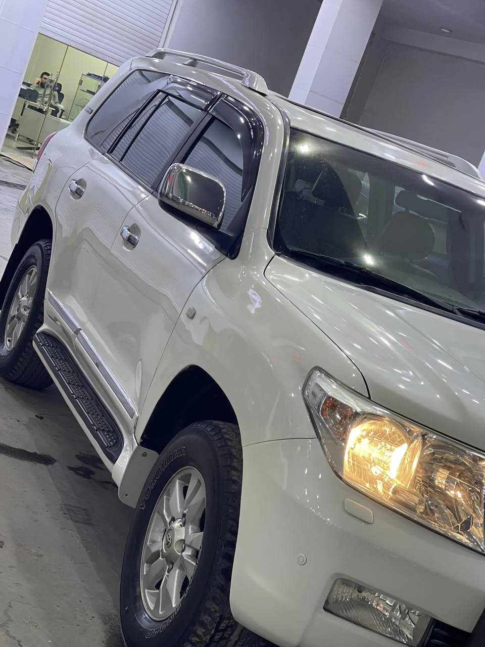 يالله ادوات ادوات ادوات لاندكروز2011 ستينيه حاويه مكينه 8 سلندر جديده وجاهزه دخول جديد اكفل مكينه كير شاصي وكص البدي شوف العين صبغ ما اكفل لئن سيارات الإمارات كلهن بيهن صبغ السياره جاهزه من كلشي كل نقص ما بيها العنوان بصره السعر 150 بيها مجال قليل *********** بدون مراوس بيع فقط
