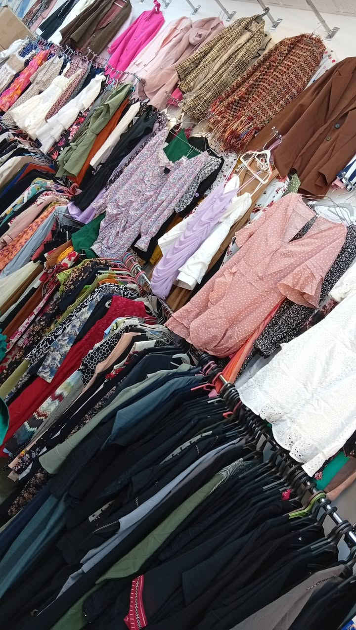 السلام علیکم وصلت بضاعە جدید باری تازە گیشت
ناونیشان سلیمانی سەرچنار سەروی مزگەوتی مشخلان خوار پیزای نرویج  ***********+*********** 
عنوان سلیمانیە سرجنارقریب عن جامع مشخلان بصف پیزا نرویج 
#avani #سلیمانی #سلیمانیه_کةرکوک_اربیل_کردستان_عراق #کوردستان #شار
