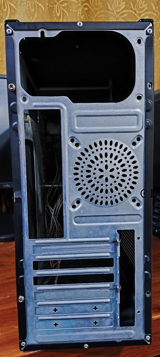 قطع زايدة للبيع
كيس فارغ مع وايراته
بورسبلاي 250 واط
هارد 1 تيرا ما يربط بالحاسبة
قيم بما يرضي الله


**إذا كنت صاحب هذا الإعلان وتريد حذفه لأي سبب، رجاءا أرسل رسالة إلى الدعم الفني**