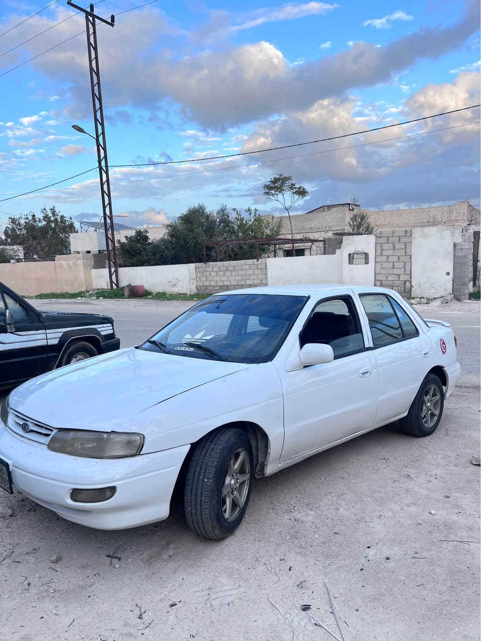 كيا سيفيا ون موديل 96 بحالة الشركة 
ماتور 1500 دبل وكااااااااااالة
قير عادي وكااااااااااااالة 
مكنيك وكااااااااااااااااااالة
دهان جديد وكاااااااااااااااااااالة
فحصه جيدات وقصعات 
غرفة الشركة وكااااااااااالة 
جنط وكاااااااااااااااااالة 
كوشوك نضيف 
السيارة من حض القناااا الله يبارك الصاحب النصيب 
الموقع المفرق مغير السرحان 
إلاتصال. 0772129772 السرحان, محافظة المفرق


**إذا كنت صاحب هذا الإعلان وتريد حذفه لأي سبب، رجاءا أرسل رسالة إلى الدعم الفني**