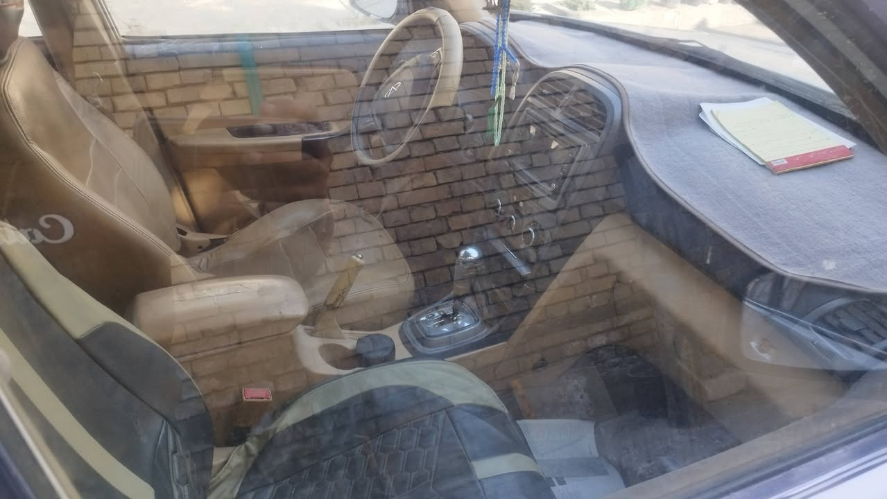 السلام عليكم ورحمه الله 
تيكو موديل 13. رقم صدامي حداده جاهزه الصدر البارحه مبدله مكينه بيه تبخير الدواخل كلش جدد والبدي واضح بالصور  بدون حادث  اكفل التحويل 
تريد تتصل تريد وات ساب تريد خاص بالي يعبج  ***********
السعر 36 
مكان السياره البصره
