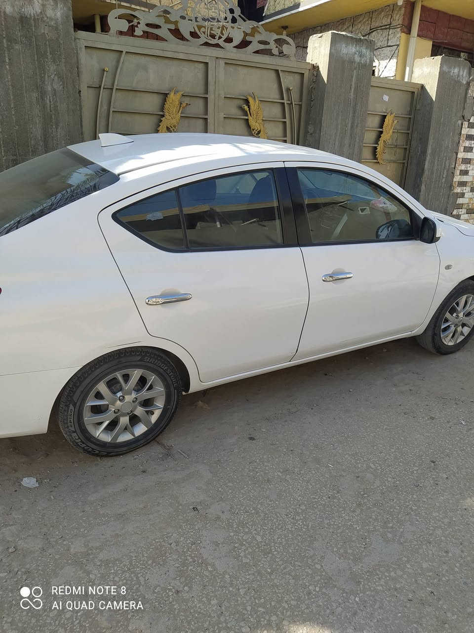 سلام عليكم سياره نيسان صني هندي جام اربعه كهرباء موديل 2024  سعر 116 بيه مجال ماشيه 67 مكفولة من صبغ وتبديل بيه طخات  
موضح بل مقطع فيديو مكان سياره البصره
رقم تلفون ***********
