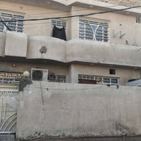 بسم الله توكلنا على الله دار للبيع مساحه 100متر مربع بطن ركن 10نزال 10...