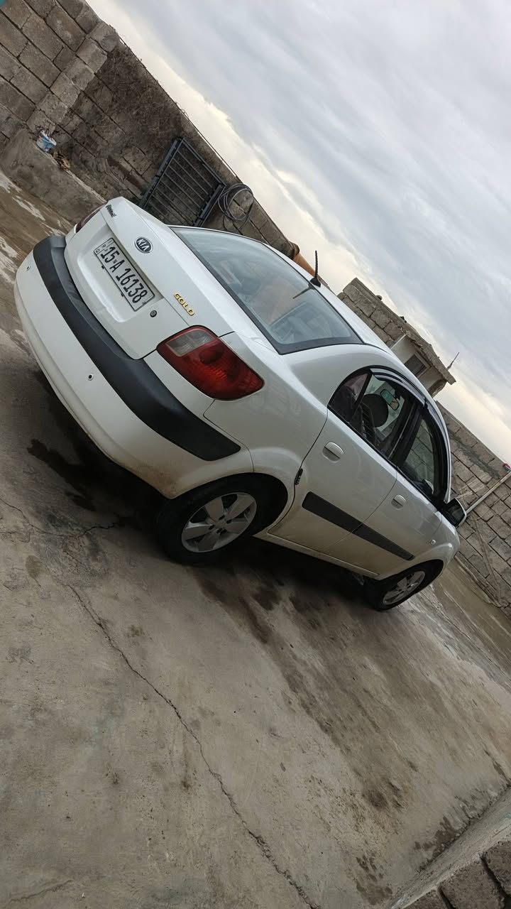 السلام عليكم
للبيع أو مراوس ويا النترا

كيا برايد ٢٠٠٩ رقم نبار بسمي كاربون بانزين

محرك ١٦ شرط نضيف مكفولة وجاهزه  

فول بس كير عادي بدون صبغ وبلا ضرر

السعر ٩٣ وبيها بسيط 

الاستفسار الاتصال على الأرقام

***********

***********
