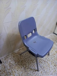 كراسي جديدة • عدد ٦