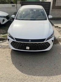 بي واي دي كن بلاس موديل 2025 زيرو مستلم سنويه باسمي وبقت لوحات باجر اث...