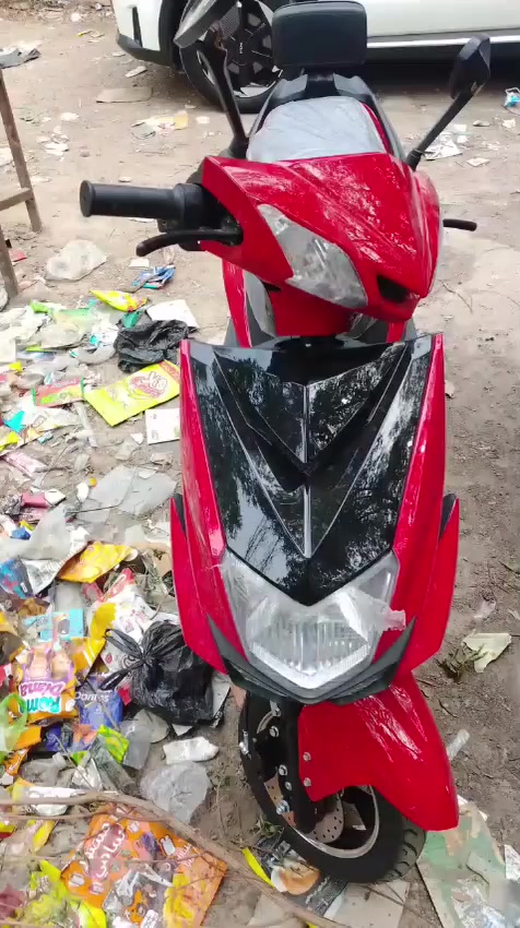 السلام عليكم دراجات شحن شكل السكنس  العدد ٦ ثنين بيض و٤ حمر ابيع شلع ب٥ ملايين وبيهن مجال قليل للشراي 
العنوان مدينة الصدر تقاطع الكيارة***********
