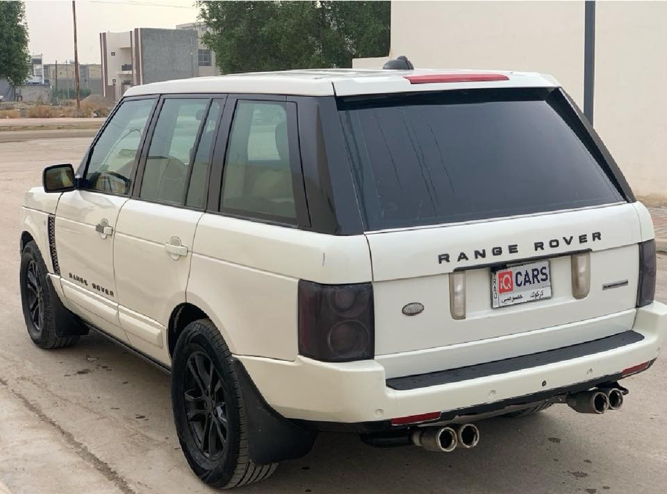 للبيع او المراوس
رانج روفر فوك موديل ٢٠٠٥ كركوك بيها نقص بالاضبارة  
ملاحظة (وهسه المرور فاتحين  تسجيل جديد لمدة شهر  )
السيارة  گير اوتماتيك و محرك ٨ سلندر  ٧٤٤ متياز BMW داينمو ماء بلادي  .
السعر٧٥ $ وبيها مجال 
مكان السيارة في الفلوجة
للتواصل، واتساب  [***********].
