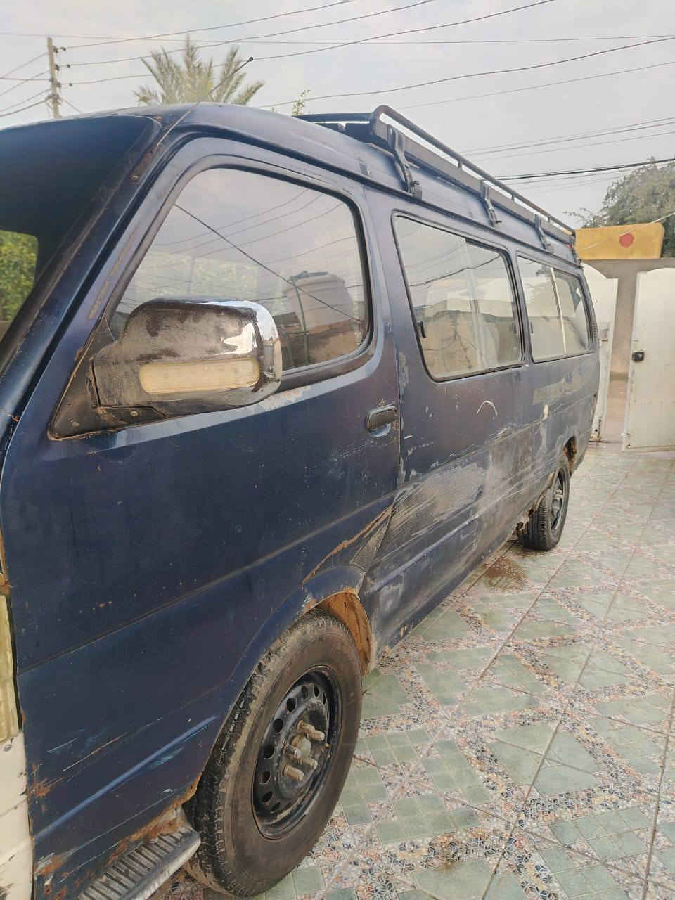 من رخصة الادمن سيارة فوتون 2010سيارة شغاله كير محرك صدر كله نظيف كهربائيات شغاله مصفرة هيئه ومرور رقمها بغداد وبيها خط باب معظم /حسينيه  سعرها 34وبيها مجال تعال شوف وتدلل  ***********
