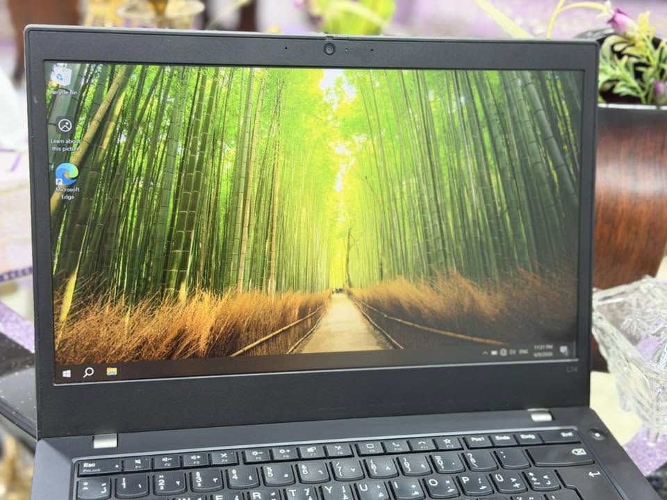 لابتوب lenovo  thinkpad جيل عاشر حجم الشاشة 14 للبيع 
للاستفسار التواصل على الرقم +964 770 250 4673


**إذا كنت صاحب هذا الإعلان وتريد حذفه لأي سبب، رجاءا أرسل رسالة إلى الدعم الفني**