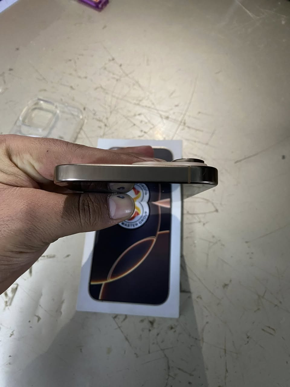 للبيع ايفون 16برو ماكس بطارية 🔋 95نضافة جهاز فول فقط شخطات ثنين بل شاشه
سعرمليون 250 

متواجد واتساب على رقم ***********

مستعجل على بيعه العنوان بغداد الزعفرانيه
