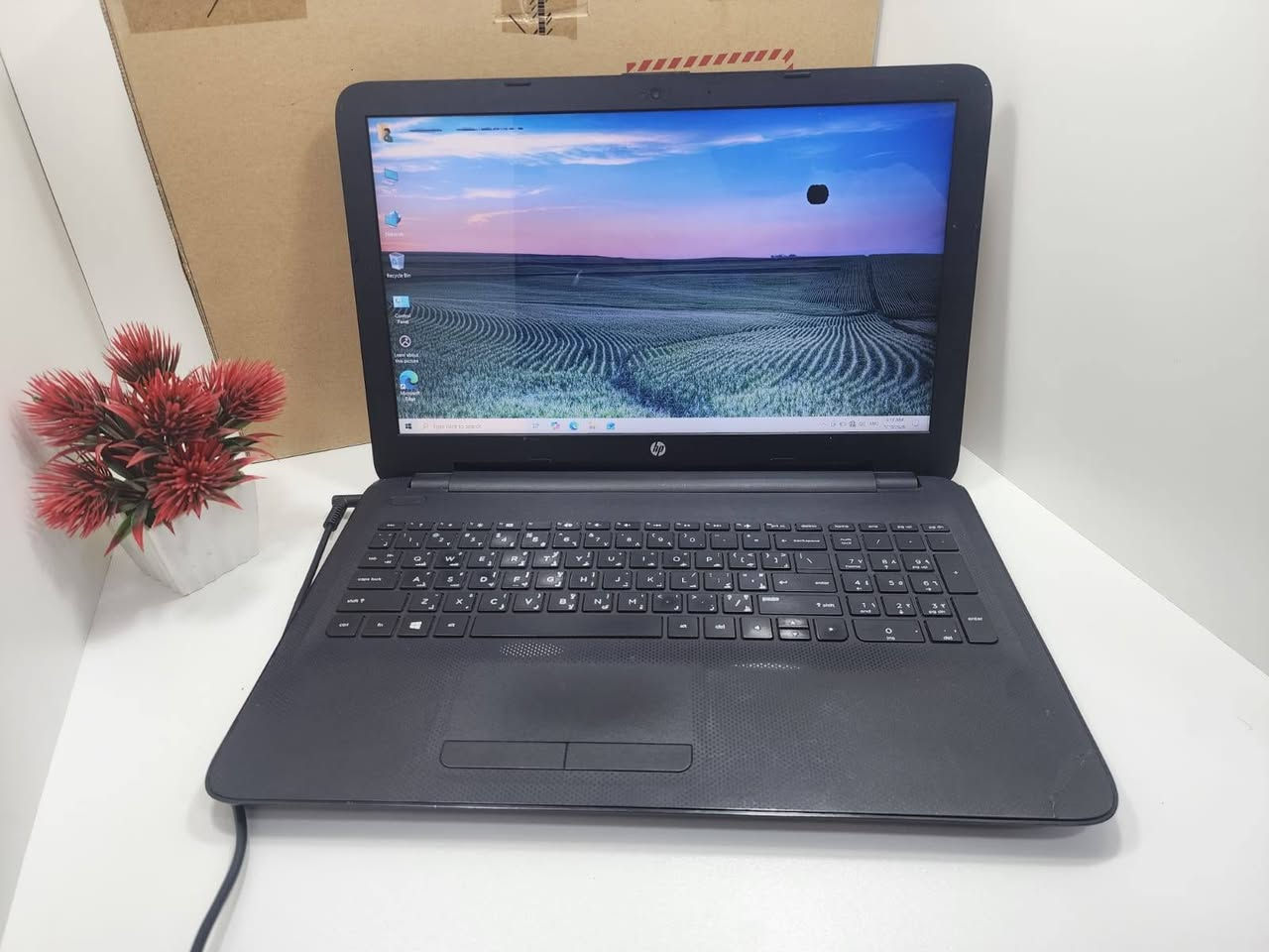 لابتوب hp مستعمل فقط 100 دينار 

 ((مكفووول )) 

 مع جميع اغراضه للبيع 

ممتاز  للاعمال المكتبيه والتصفح والدراسه والتوجيهي والجامعات 

Intel Core i3 4th 
Ram 4 GB 
SSD 128 GB
15 6 inch  

معه شاحن اصلي/  شنته وماوس هديه 

ملاحظه الجهاز يعمل على الشاحن فقط وفي نقطه صغيره بالشاشة غير مؤثره على الاستخدام 

 بسعر حررررق 100 دينار فقط
  

#لابتوب
#laptop


**إذا كنت صاحب هذا الإعلان وتريد حذفه لأي سبب، رجاءا أرسل رسالة إلى الدعم الفني**