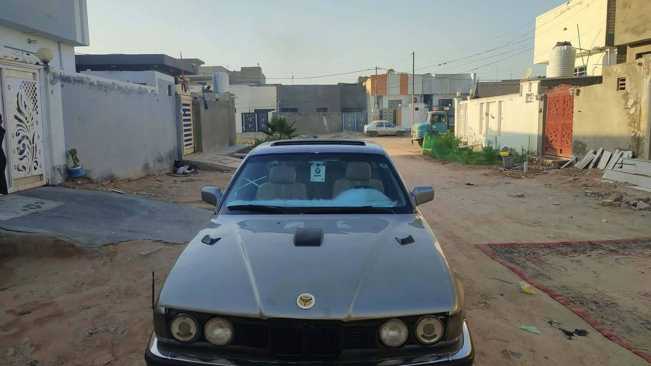 بي ام حجم 735موديل 1991مكينه محور فيشه وبطل جددللبيع او مراوس بسياره ياباني علما السياره مكفوله ضربه كص اصوليات مصبوغه جماليه مكان السياره نجف


**إذا كنت صاحب هذا الإعلان وتريد حذفه لأي سبب، رجاءا أرسل رسالة إلى الدعم الفني**