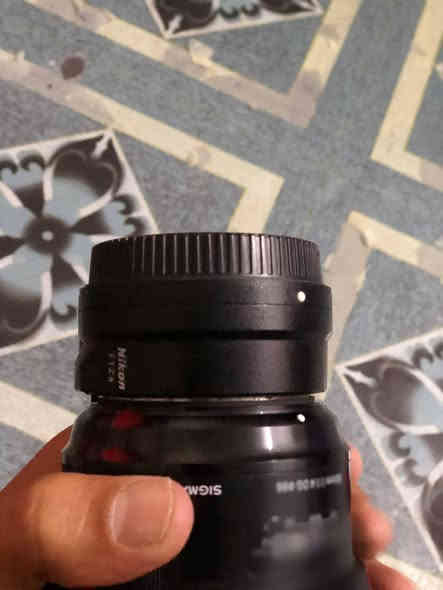 عدسه نيكون 85سكما للبيع مع ادبتر لفئه ال نيكون Z ملاحضه العدسه بدون هود نضافه مثل ماتشوف متواجد خاص ***********
