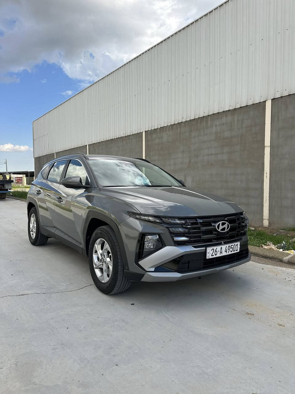 للبيع 
هونداي توكسان2024

السيارة فول فول عدا الفتحه
ألون سمنتي مميز

1.رادارات أمامية+خلفية

2.حساسات أمامية+خلفية

3. رادارات محيطيه 360

4.اشاير بل مري +مري كهرباء 

5.عدسات زينون ليد 

6.جنطة كهرباء 

7.تشغيل عن بعد

9.كشنات مخمل اسود

12.هيتر ستيرن

13.خزن ميموري

14.كشن السائق +الصدر تحكم كهرباء بل كامل 

15.سماعات الشركة العالمية BOOS

16.مانع انزلاق 

18.تحديد مسار 

19. قيادة ذاتية

20.مثبت سرعة

21.شفتات ستيرن

22.اربع مودات قيادة 

 

24.السيارة بصمة

25.سايد بريك بصمة

26.أوتو هولد

28.نضام LOCK 

29.نضام نزول المنحدرات

30.شاشة حجم چبير

31.شحن لاسلكي 

32. منظومة تحكم التبريد بل كامل لمس

وبعد اكو هواي مواصفات ما مذكورة السيارة 

الضرر . صبغ بنيد فقط بدون دواخل شرط صبغ قطعه وحده 
فقط
السعر 188سعر جوه السوك 
وبل عافيه عل ياخذه

للاستفسار ***********
