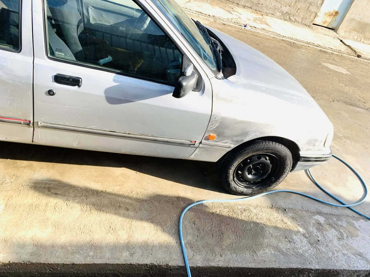 سلام وعليكم سياره فورت اسييره موديل 1990مشروع وطني كهربايات كلا شقال محرك بي بخار تايرات جدد سياره حلوه للستفسارالسعر 18وبي مجال              ***********
