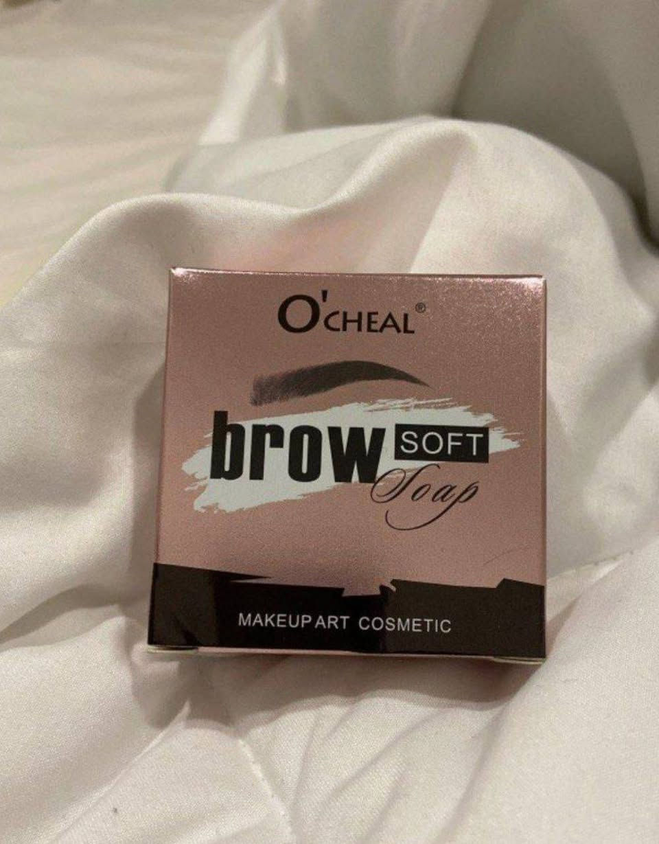 جل الحواجب O'CHEAL 🖤
جل الحواجب الشفاف الجديد 
(صابون الحواجب)
O'CHEAL brow SOFT Soap 
جديد يستخدم لرفع وتثبيت الحواجب مصنوع من مواد طبيعية💯
غير ضارة أو مهيجة للبشرة
تعمل علي رفع وتثبيت الحواجب بشكل جميل وطبيعي وإعطائها شكل أكثر 

🖤-عبوة كبيرة تكفي لفترة طويلة  جدا
🖤-سريع الثباث
🖤-ثبات لمدة طويلة
🖤-يستخدم من غير ماء
🖤يحتوي الكت على (صابون حواجب+فرشاة)
#الاصلي 💯✔️
السعر ٥ الاف 
🚘يوجد خدمة توصيل لجميع محافضات العراق ٤ الاف 🚘


**إذا كنت صاحب هذا الإعلان وتريد حذفه لأي سبب، رجاءا أرسل رسالة إلى الدعم الفني**