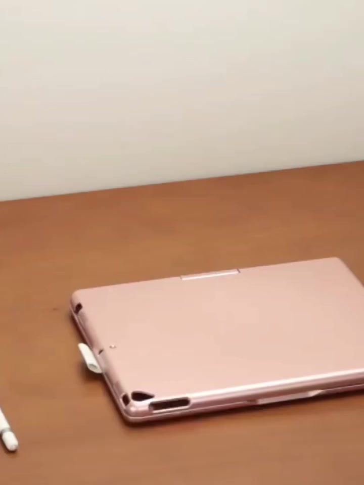 لوحة مفاتيح لاسلكية لأجهزة آيباد بمقاسات 9.7 / 10.2 / 10.5 / 11 بوصة


**إذا كنت صاحب هذا الإعلان وتريد حذفه لأي سبب، رجاءا أرسل رسالة إلى الدعم الفني**