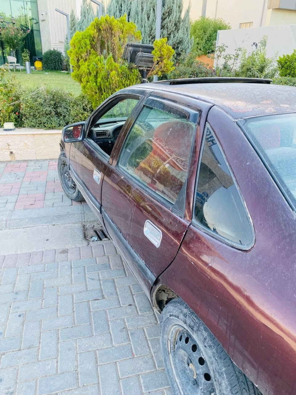 ئوپل فكتر مه كينه 20 به شه رتي گير و مه كين  ره قه م كه ر كوك  سه نه واي اصلي له گه ل 18گلا و معمالي كه م *********** كالار, السليمانية
