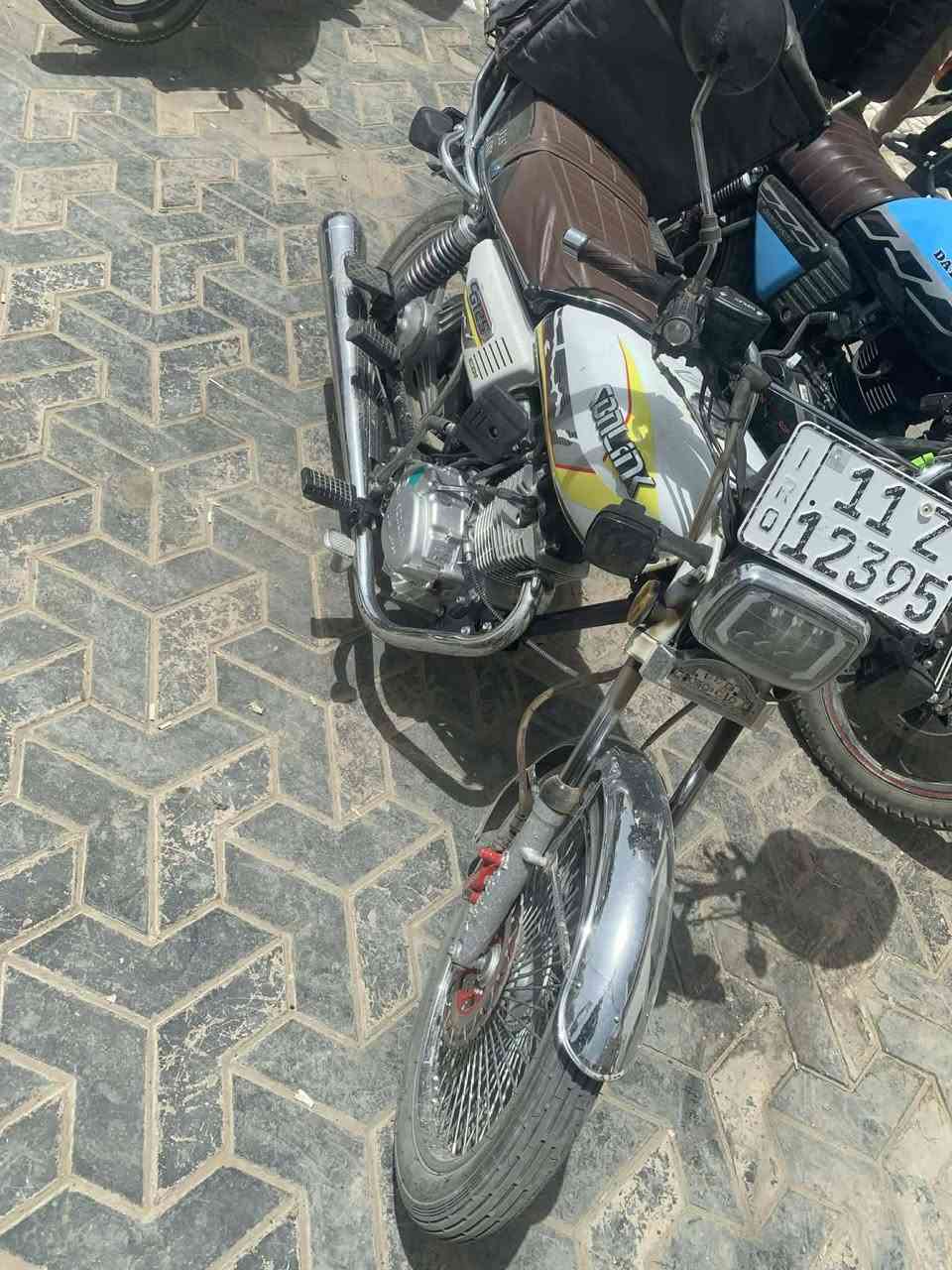 سلام عليكم
دراجه إيراني موديل 23
رقم انكليزي
مكفوله من كلشي
مكان بغداد
***********
*********** وتساب
