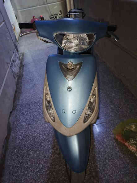 سلام عليكم للبيع ماكس منغولي 120 درجة بلاديه على  وضع شركة سلف وهندر كهربائيات كلها شغاله جاهزة من كلشي كيج بانزين شغال كيج سرعه شغال  
مكاني بغداد التاجي يم جسر مصابيح السعر 500 وبيه مجال ***********
