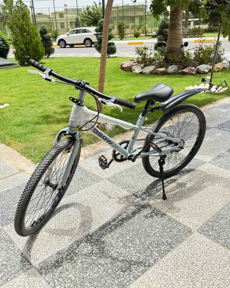 دراجة هوائية أمازون.... 
الحجم ٢٤ أو ٢٦ ما متأكدة.... 
السعر ١٣٠ ألف مع التوصيل داخل بغداد فقط.... 
الصور حقيقية.


**إذا كنت صاحب هذا الإعلان وتريد حذفه لأي سبب، رجاءا أرسل رسالة إلى الدعم الفني**