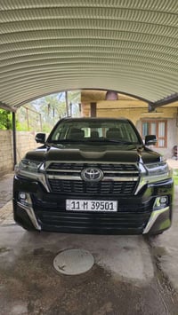 لاندكروز موديل 2021 بريم أصلية فول مواصفات ماشية 105 الف مكفولة من الص...