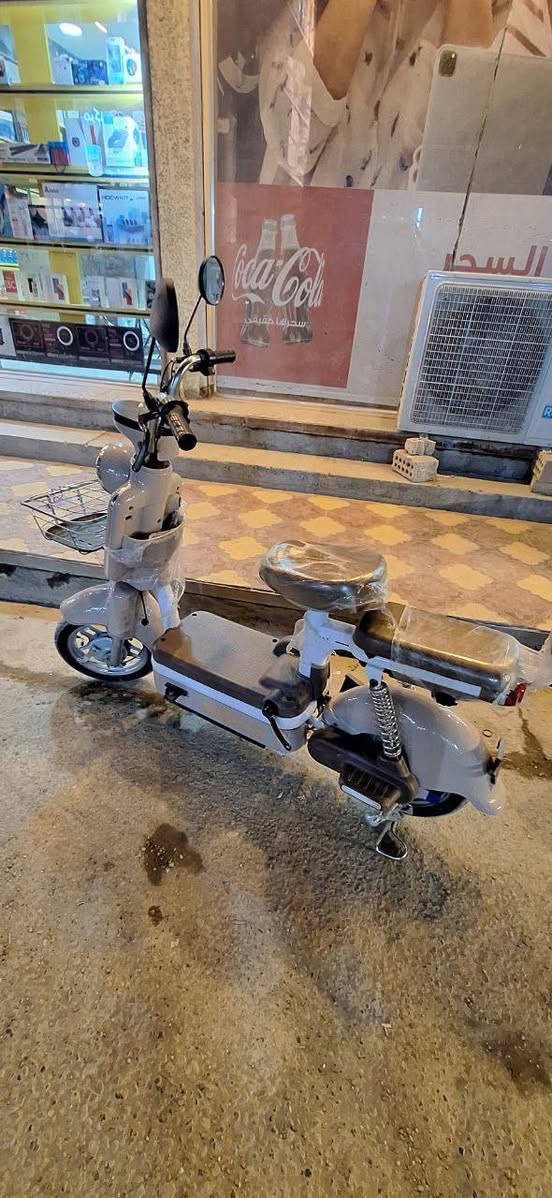 السلام عليك
- دراجه 🛵 شحن للبيع جديده💯
- السعر 450 وبيه مجال بيه 
ـ العنوان :بغداد الخطيب الزراعي قريب على جسر الدولعي
الشراي يدك ***********
