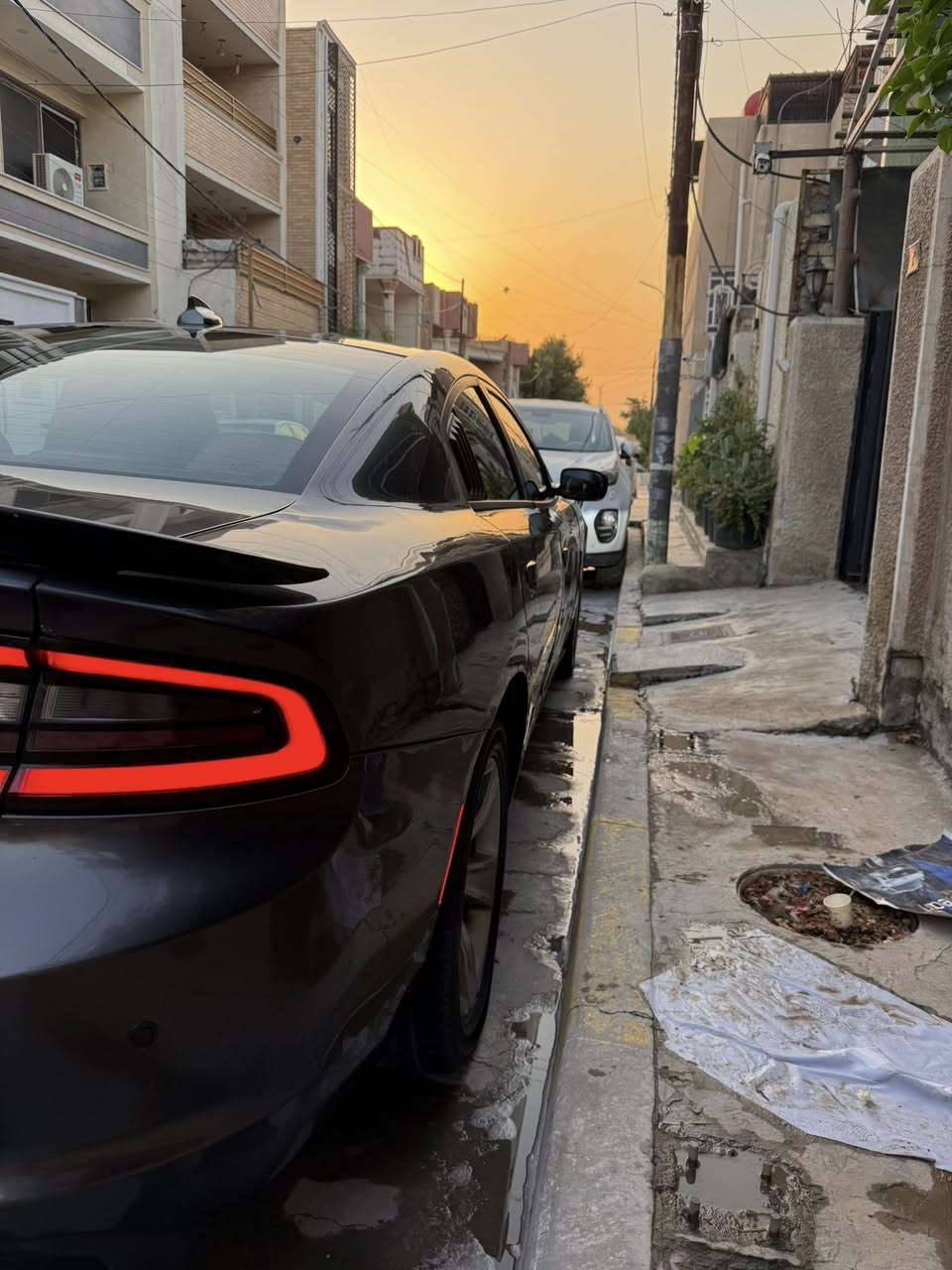 DODGE CHARGER 2016 SXT
جارجر SXT 2016 فيلي
المواصفات :
ويل 18 
هيتر بالمري 
شاشة جبيرة
كشن كهرباء
تعيتم ذاتي بالمراية الوسطية
تبريد ثلج 
لايت زينون LED زرع عدسات
السيارة عليها برمجة يعني انسى شي اسمة حماوة 
حدادية جديدة
تشغيل عن بعد 
بصمة دخول وبصمة تشغيل 
كير ومحرك كفالة عامة
وبعد مواصفات SXT المعروفة
السيارة ماشية 114 الف ميل 
رقم بغداد الإنكليزي بأسمي تحويل ثاني يوم 
بجم كبس حادث السيارة باب خلفي وجاملغ صبغ 
السيارة رايدها ب 154 وبيها مجال بسيط للطيبين 
مكاني بغداد الشعب للتواصل ***********
